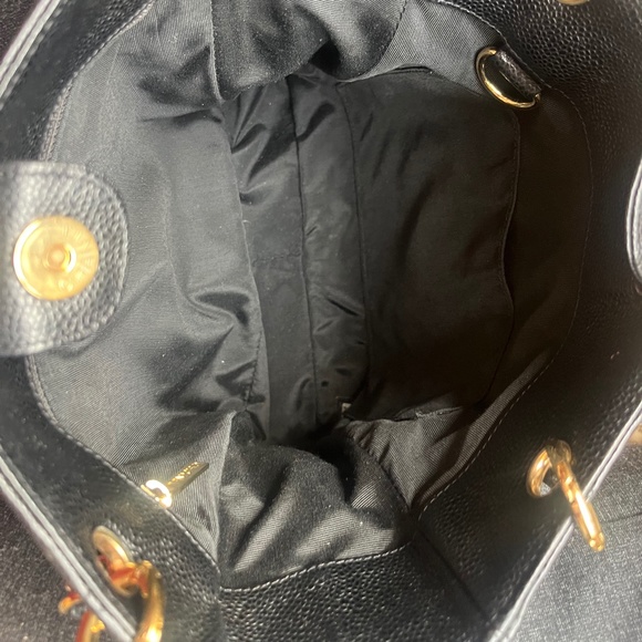 Chanel Vintage Black Caviar CC Chain Tote - Picture 6 of 8